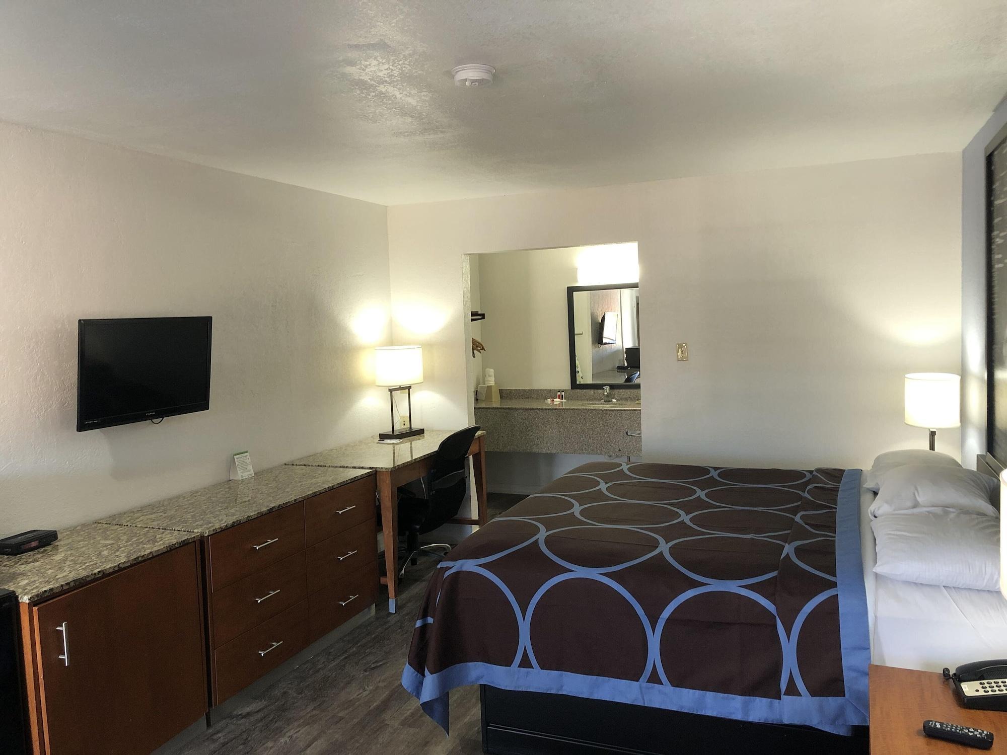 Super 8 By Wyndham - Canton, Texas Luaran gambar